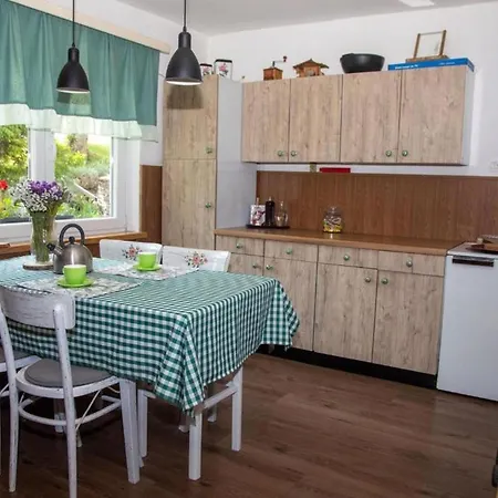 House Zeleni Brig *